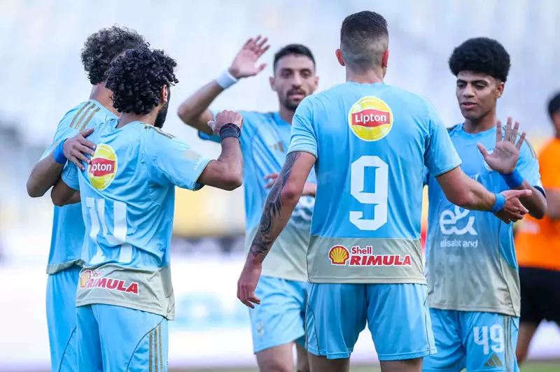 تشكيل الأهلي المتوقع.. عودة بن رمضان والشحات ضمن ثلاثي هجومي أمام طلائع الجيش 